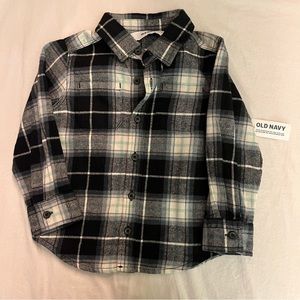 NWT Plaid Button Up Long Sleeve Size 3T colors Black, Aqua, and White
